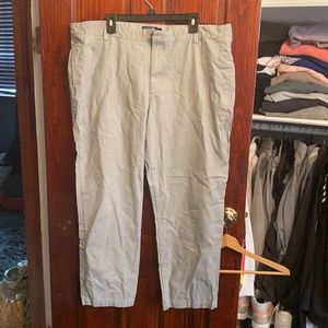 Chaps men’s chino Pants